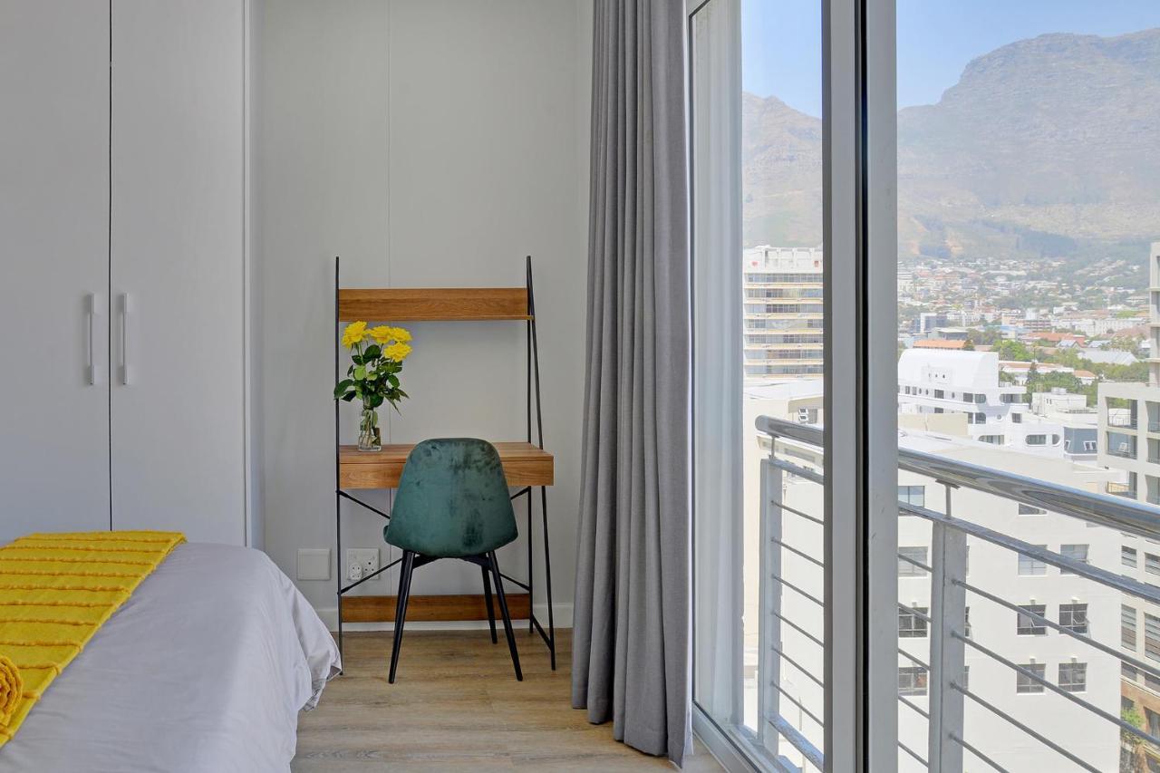 Apartment Leila - Centre Apartment, Stunning Mountain & Views *