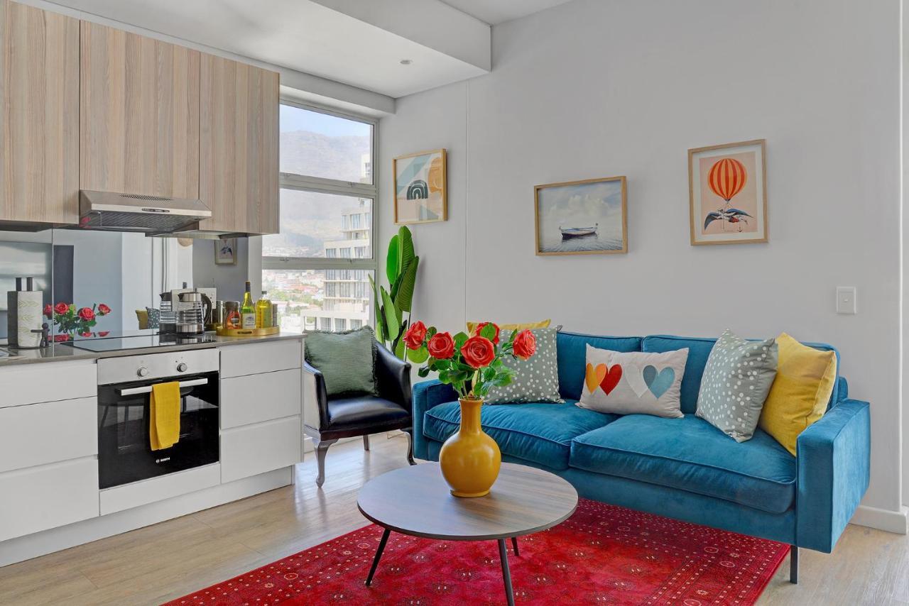 Apartment Leila - Centre Apartment, Stunning Mountain & Views *